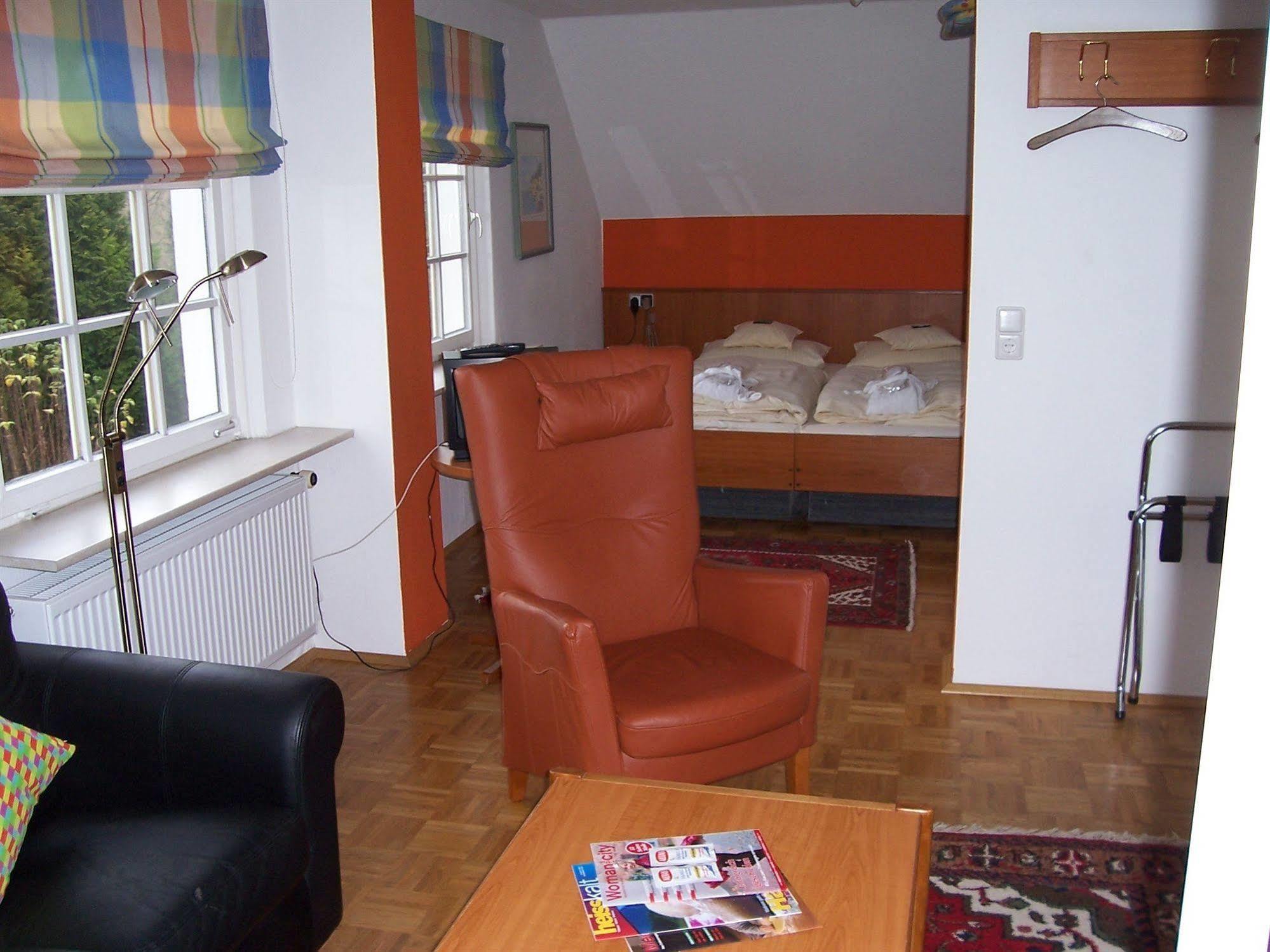 Hotel Weisser Hof Маленте Екстериор снимка