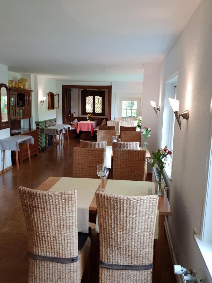 Hotel Weisser Hof Маленте Екстериор снимка
