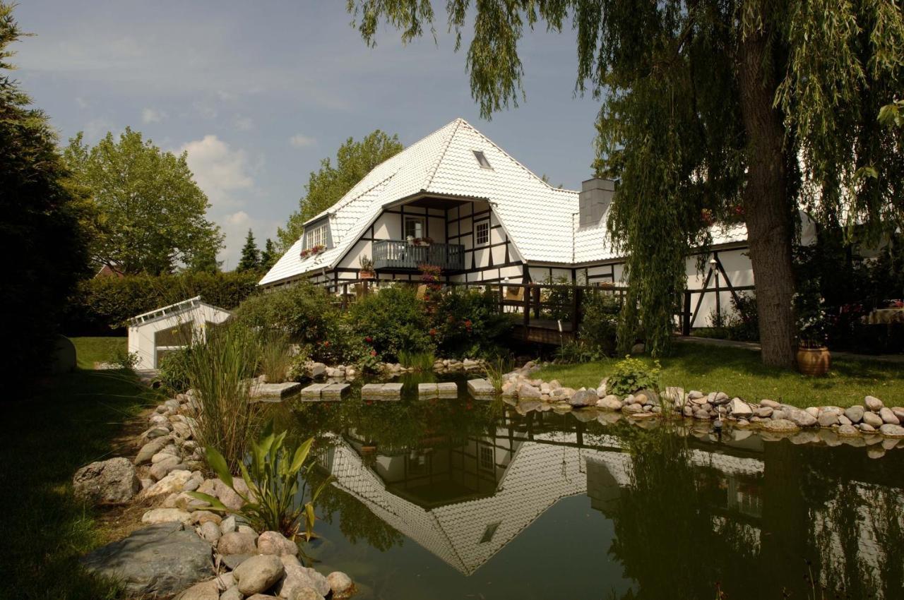 Hotel Weisser Hof Маленте Екстериор снимка