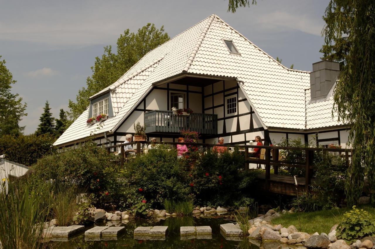 Hotel Weisser Hof Маленте Екстериор снимка